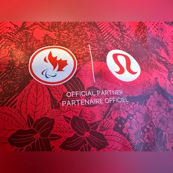 New Canadian Lululemon Shopping Bags - Picture 3 of 3